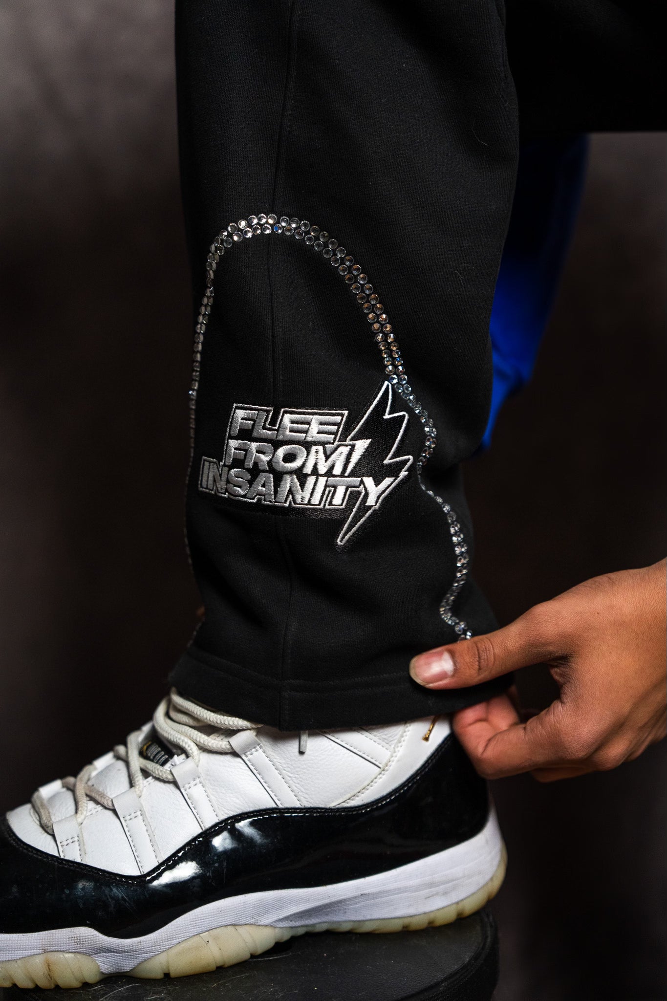 LOGO SWEATPANTS (BLACK)