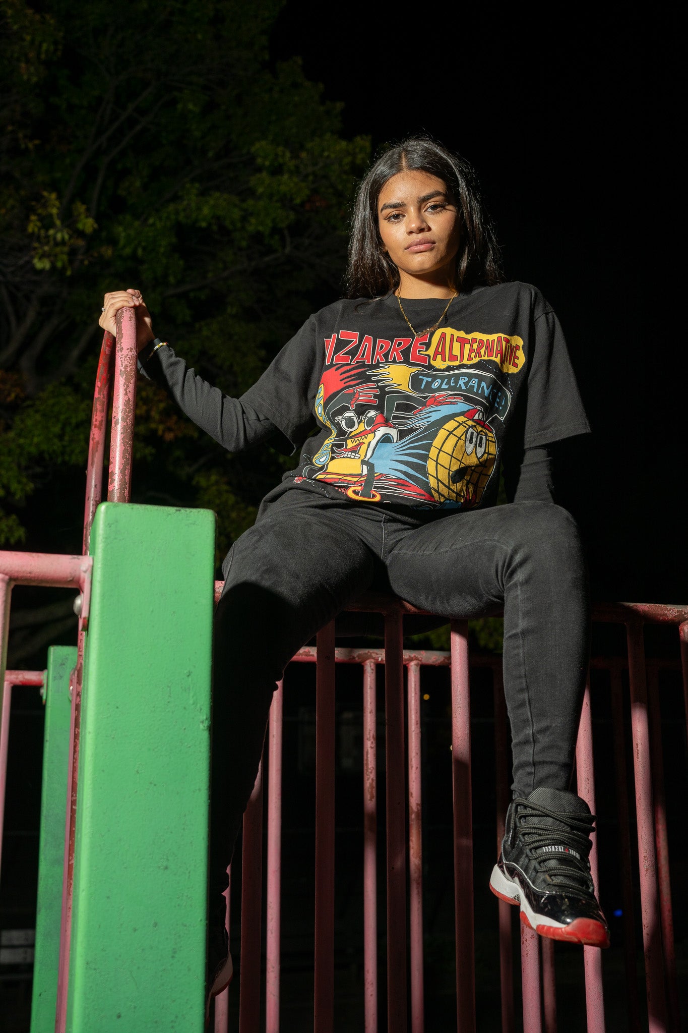 No friends & Tolerance (BLACK)