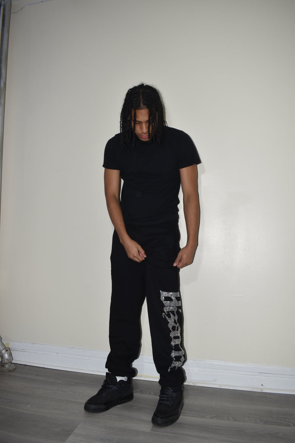 BIZR Rhinestone Sweatpants (BLACK)